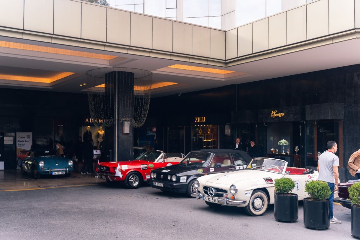 FIVA WORLD RALLY KLASİK OTOMOBİL KULÜBÜ CUMHURİYET RALLİSİ FIVA WORLD RALLY KLASİK OTOMOBİL KULÜBÜ CUMHURİYET RALLİSİ