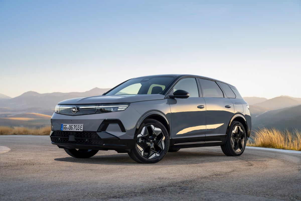 Opel Grandland Elektrik AWD