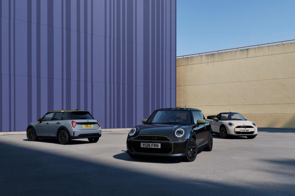 MINI Cooper Paul Smith Edition Ön Siparişe Açıldı MINI Cooper Paul Smith Edition Ön Siparişe Açıldı